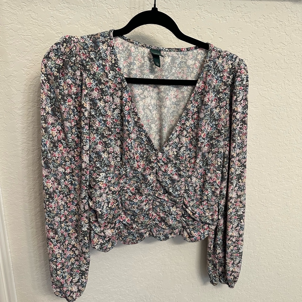 Floral Crop Top 3/4 sleeves